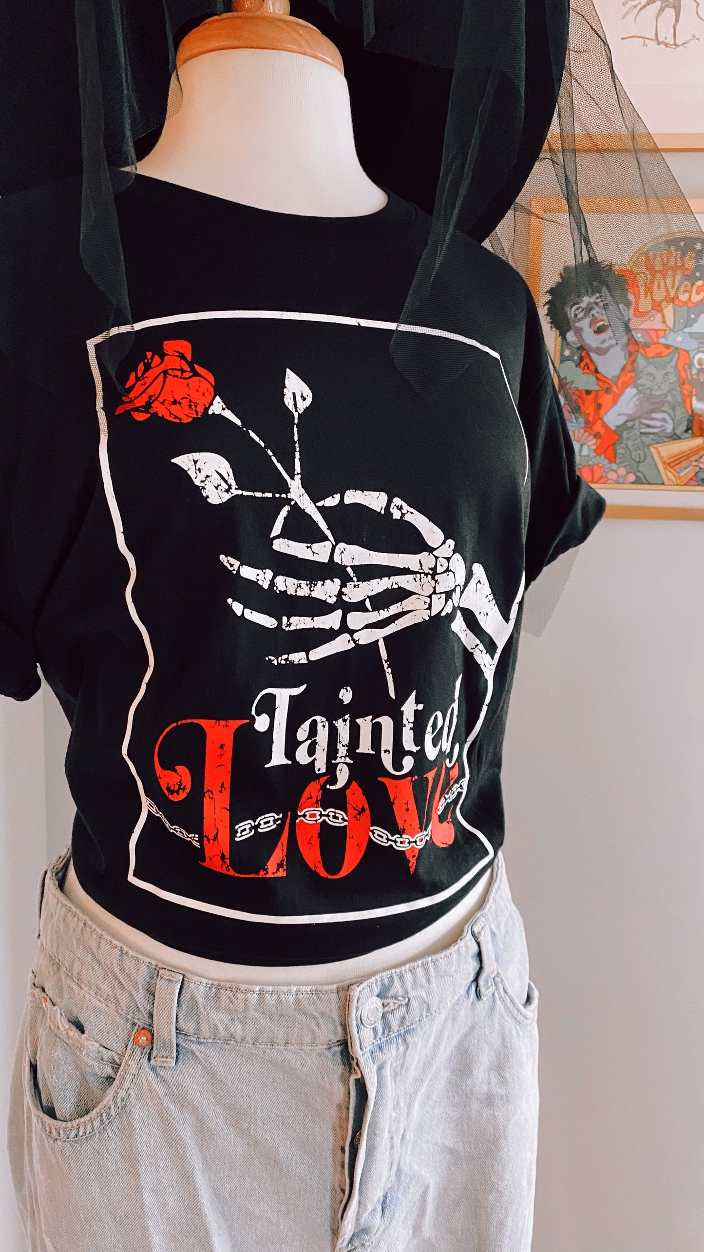 Tainted Love Unisex Tee for Adults - Baby Teith
