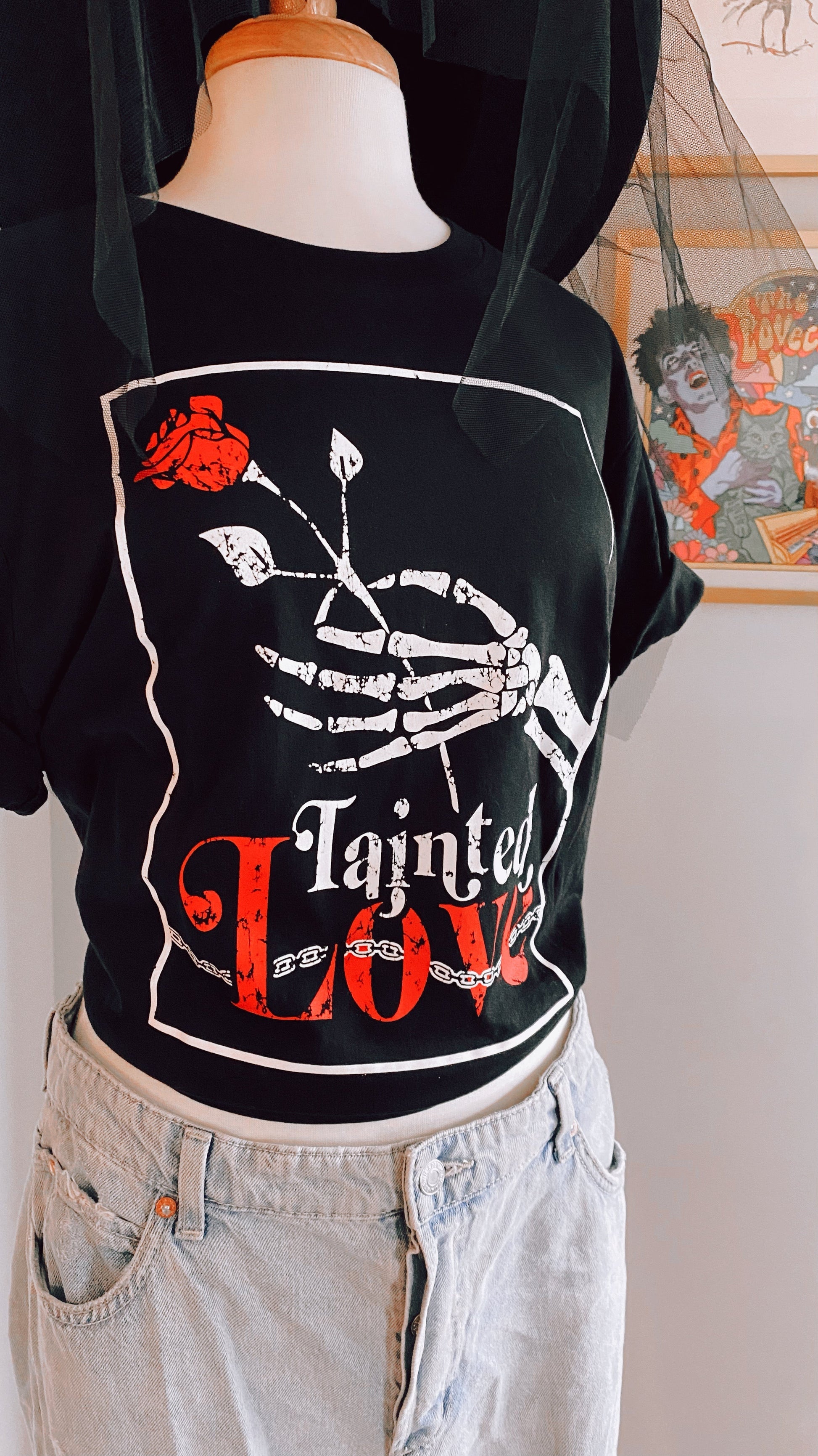 Tainted Love Unisex Tee for Adults - Baby Teith