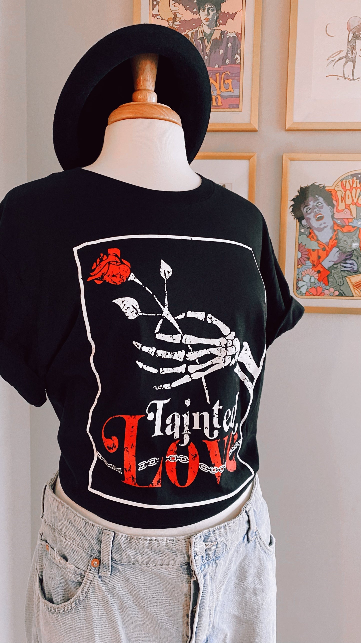 Tainted Love Unisex Tee for Adults - Baby Teith