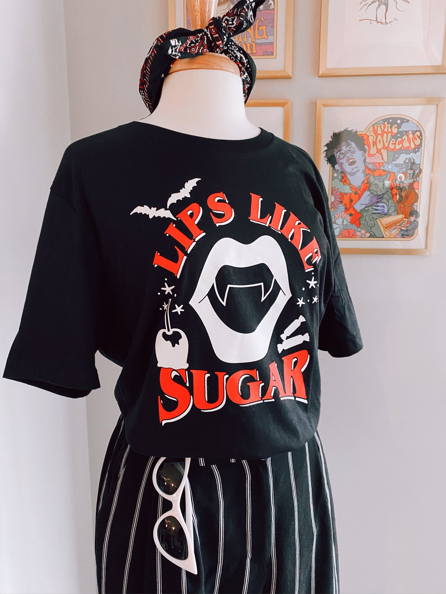 Lips Like Sugar Halloween Unisex Tee for Adults - Baby Teith